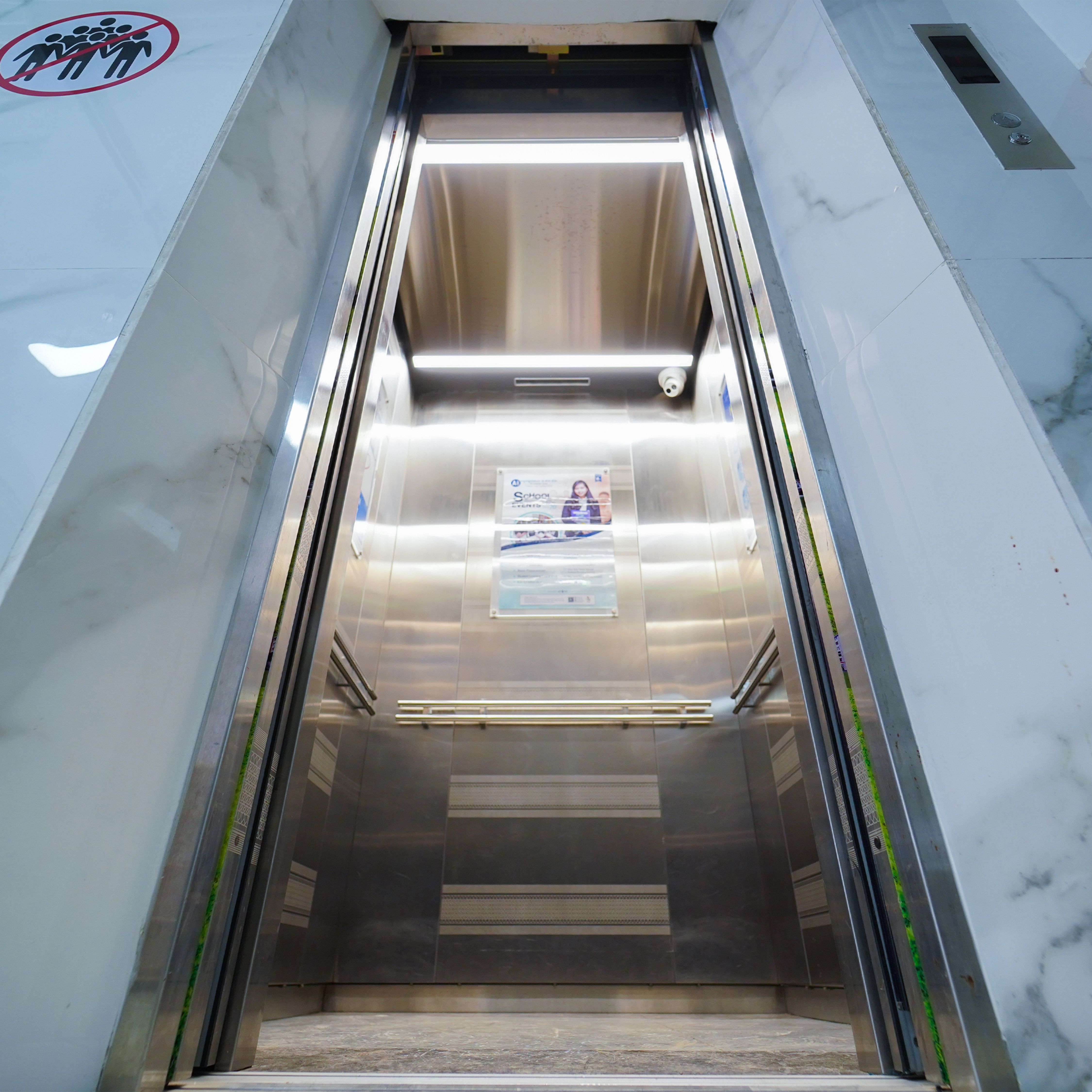 HYUNDAI Elevator